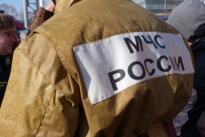 В Тольятти спасатели эвакуировали с 60-метрового обрыва женщину с детьми