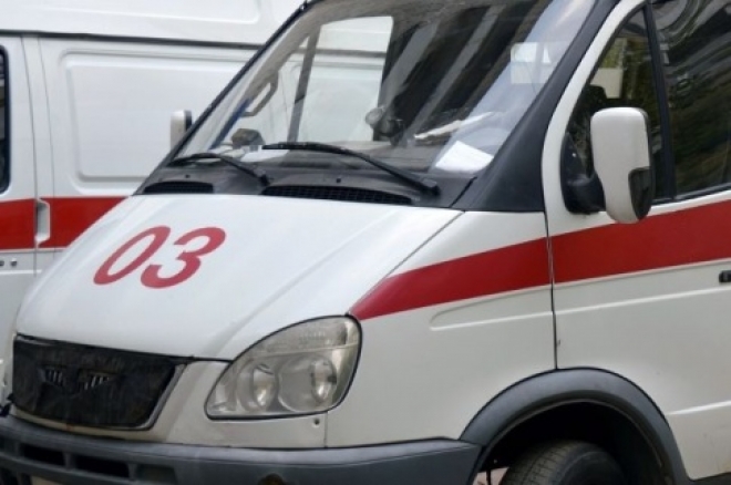 В Сергиевском районе автомобиль Mitsubishi врезался в стелу АЗС — погибли двое